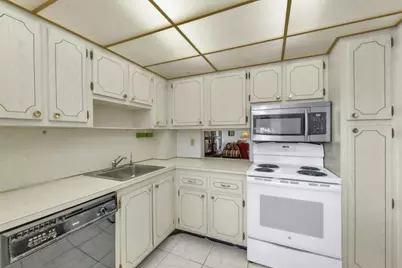 301 Cambridge Road #202, Hollywood, FL 33024 - Photo 11