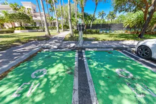 2805 Veronia Dr, Palm Beach Gardens, FL 33410 - Photo 69