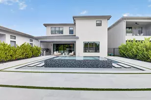 8270 Essex Country Clb Dr, Boca Raton, FL 33434 - Photo 41