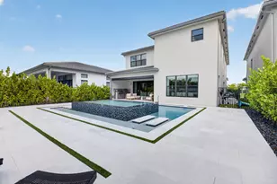 8270 Essex Country Clb Dr, Boca Raton, FL 33434 - Photo 39