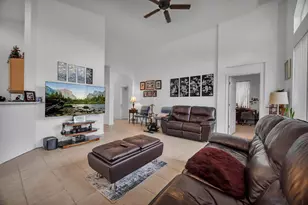 113 NW Swann Mill Cir, Port Saint Lucie, FL 34986 - Photo 5