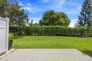 9 Ridge Pointe Dr, Boynton Beach, FL 33435 - Photo 19
