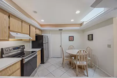 9 Ridge Pointe Drive #D, Boynton Beach, FL 33435 - Photo 5