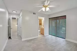 4260 Village Dr, Delray Beach, FL 33445 - Photo 23