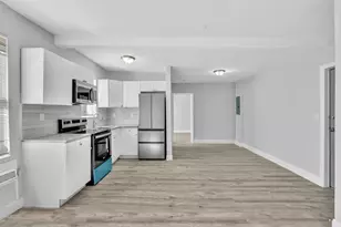 1142 SW 4th St, Miami, FL 33130 - Photo 3