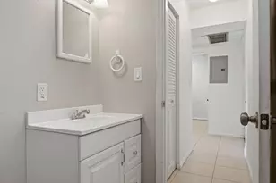 824 SW 9th St Cir, Boca Raton, FL 33486 - Photo 13