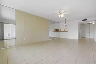 824 SW 9th St Cir, Boca Raton, FL 33486 - Photo 3