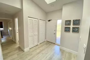 13065 Albright Ct, Wellington, FL 33414 - Photo 9