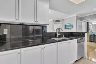 99 SE Mizner Blvd, Boca Raton, FL 33432 - Photo 7