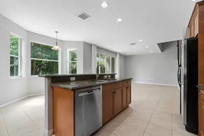 9070 Dupont Place, Wellington, FL 33414 - Photo 11