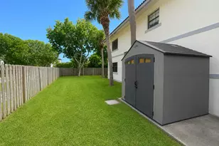248 Avenue L, Delray Beach, FL 33483 - Photo 21