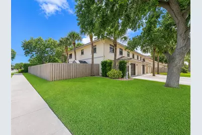 248 Avenue L, Delray Beach, FL 33483 - Photo 3
