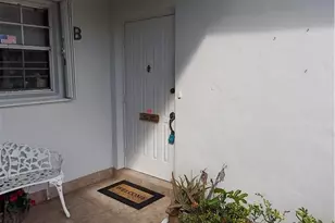 1107 Cir Terrace W, Delray Beach, FL 33445 - Photo 3