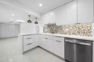 330 SE 20th Ave, Deerfield Beach, FL 33441 - Photo 13