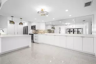 330 SE 20th Ave, Deerfield Beach, FL 33441 - Photo 1