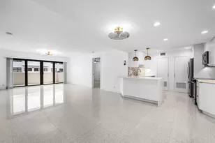 330 SE 20th Ave, Deerfield Beach, FL 33441 - Photo 5