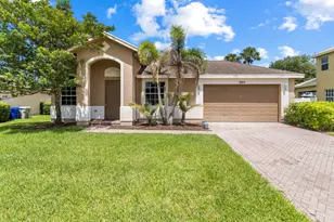 9907 E Verona Cir, Vero Beach, FL 32966 - Photo 1