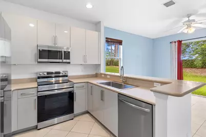 9907 E Verona Circle, Vero Beach, FL 32966 - Photo 9