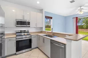 9907 E Verona Cir, Vero Beach, FL 32966 - Photo 9