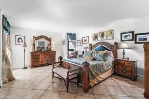 5540 N Ocean Dr, Singer Island, FL 33404 - Photo 37