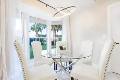 2060 Amesbury Circle, Wellington, FL 33414 - Photo 23