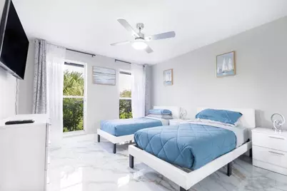 2060 Amesbury Circle, Wellington, FL 33414 - Photo 5