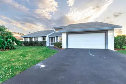 2060 Amesbury Circle, Wellington, FL 33414 - Photo 15