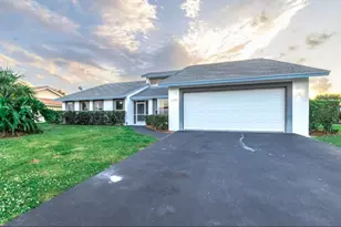 2060 Amesbury Cir, Wellington, FL 33414 - Photo 15