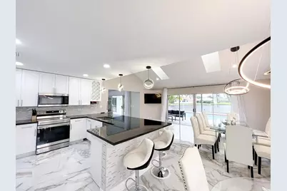 2060 Amesbury Circle, Wellington, FL 33414 - Photo 47