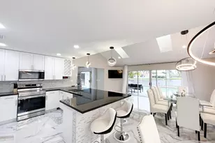 2060 Amesbury Cir, Wellington, FL 33414 - Photo 47
