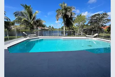 2060 Amesbury Circle, Wellington, FL 33414 - Photo 67
