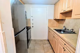 680 Miller Dr, Miami Springs, FL 33166 - Photo 15