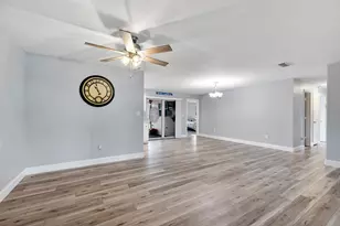 10625 NW 37th St, Coral Springs, FL 33065 - Photo 11