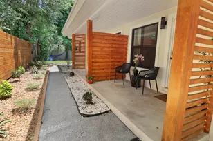 210 SW 11th St, Fort Lauderdale, FL 33315 - Photo 11