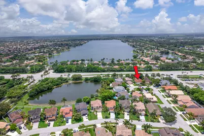 2036 NW 183rd Circle, Pembroke Pines, FL 33029 - Photo 29