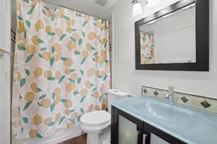 2036 NW 183rd Cir, Pembroke Pines, FL 33029 - Photo 9