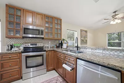 2036 NW 183rd Circle, Pembroke Pines, FL 33029 - Photo 5