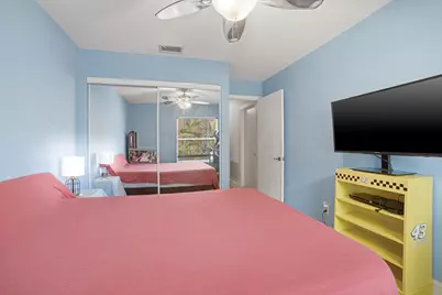 2036 NW 183rd Circle, Pembroke Pines, FL 33029 - Photo 19