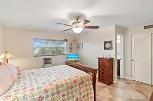 2615 NE 1st Ct, Boynton Beach, FL 33435 - Photo 25