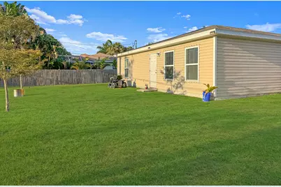 1958 SE Floresta Drive, Port Saint Lucie, FL 34983 - Photo 31