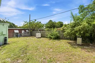 166 SW 3rd St, Deerfield Beach, FL 33441 - Photo 33