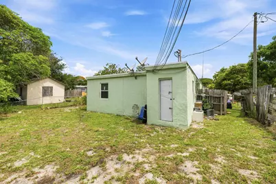 166 SW 3rd Street #A-d, Deerfield Beach, FL 33441 - Photo 31