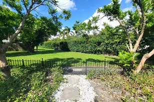 13465 Fountain View Blvd, Wellington, FL 33414 - Photo 23