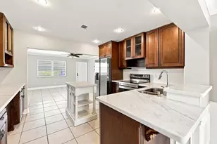 4569 NW 16th Ave, Tamarac, FL 33309 - Photo 9