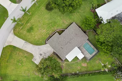 621 NE Town Terrace, Jensen Beach, FL 34957 - Photo 19
