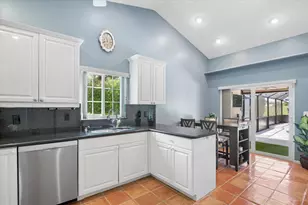 10080 Canoe Brook Cir, Boca Raton, FL 33498 - Photo 9