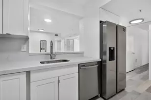 2731 Ocean Club Blvd, Hollywood, FL 33019 - Photo 5