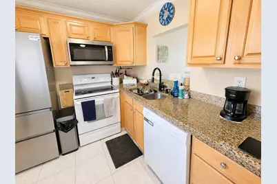 1391 S Ocean Boulevard #807, Pompano Beach, FL 33062 - Photo 29