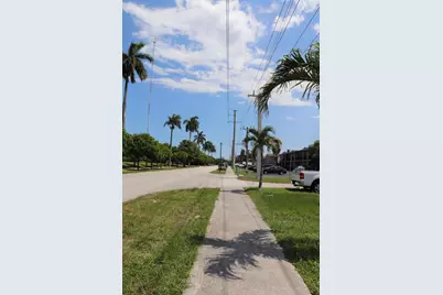 20500 NW 7th Avenue #8, Miami Gardens, FL 33169 - Photo 19