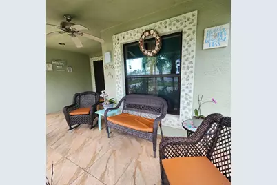 11 SE Flamenco Way, Port Saint Lucie, FL 34952 - Photo 7